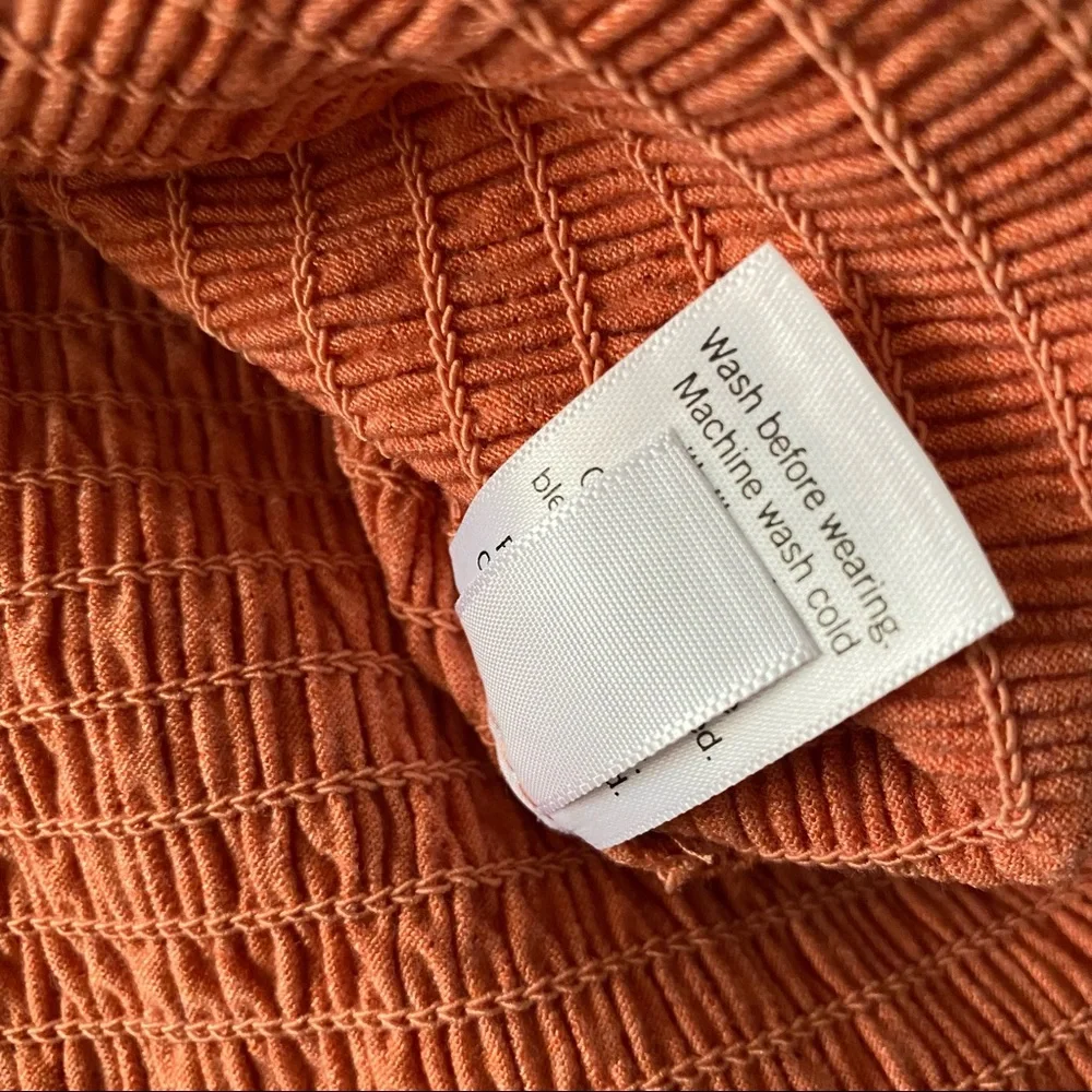 NWT Cropped Smocked Square Neck Billow Sleeve Top